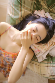 美女邻居在线